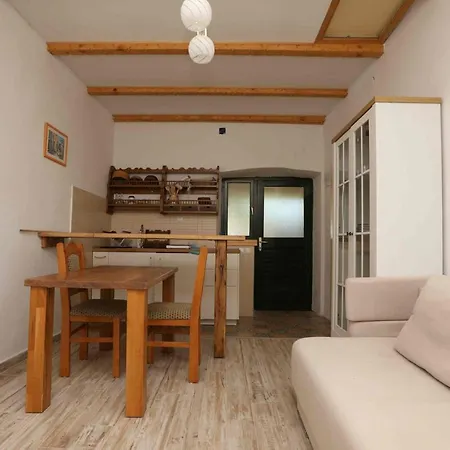 New Krnici 37 * Lozovac