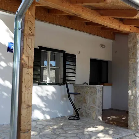 New Krnici 37 * Lozovac